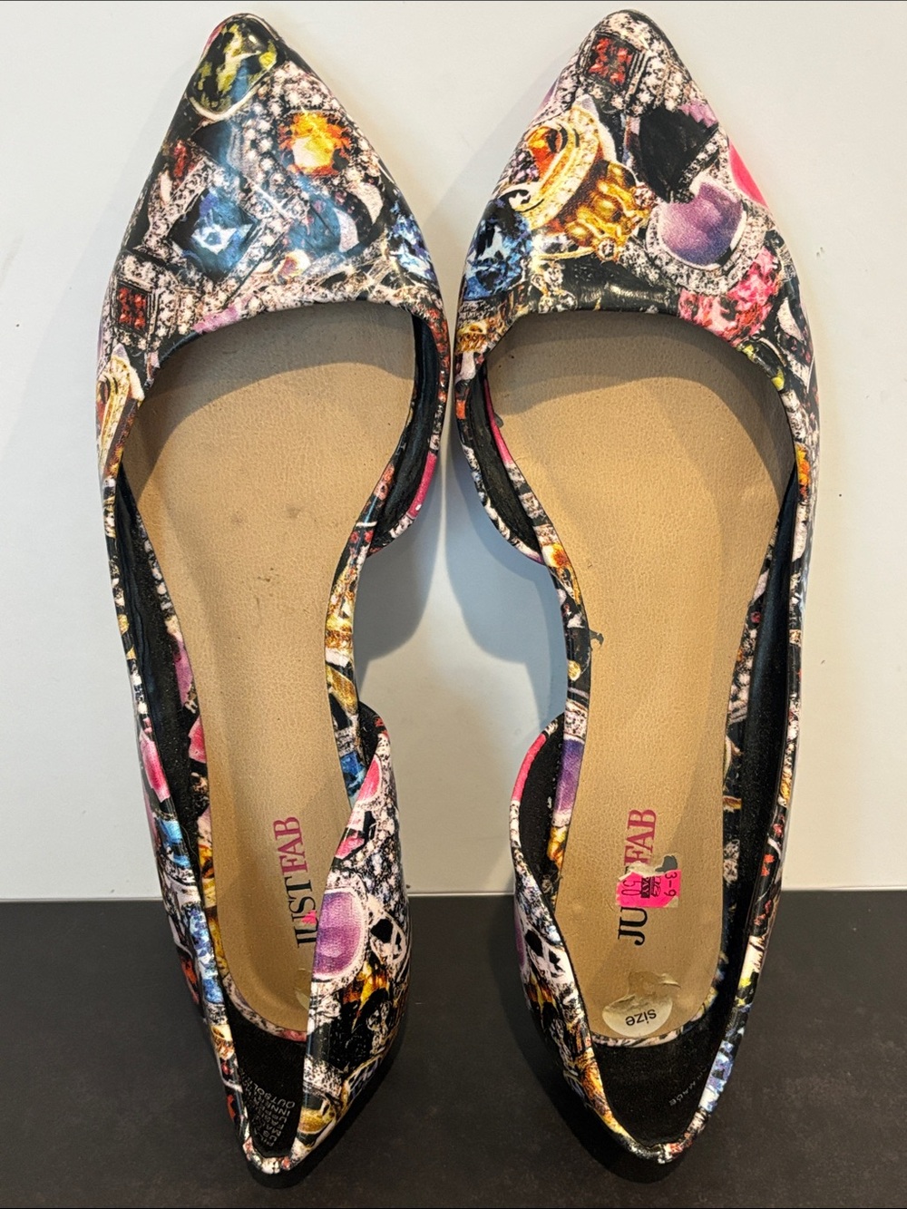 JustFab Multicolor Gem-Print Pointed Toe Flats sz 7